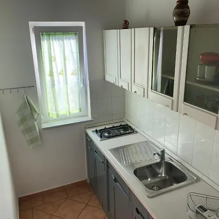 Tajana Apartman *