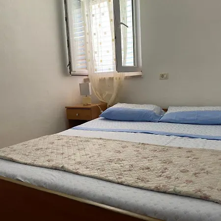 Tajana Apartman